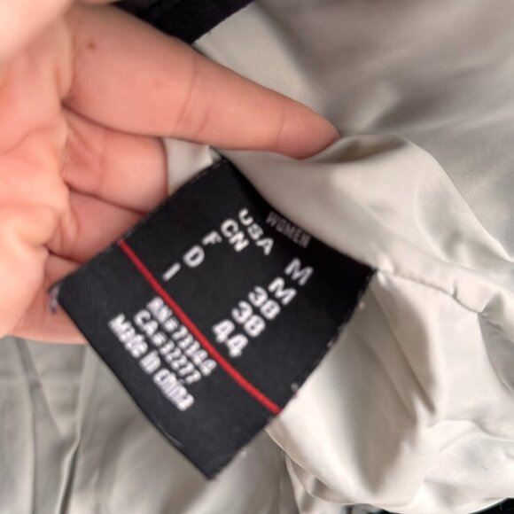 MARKER Women's Quilted Full Zip Jacket Black Front Pockets Insulated Waterproof - Picture 10 of 12